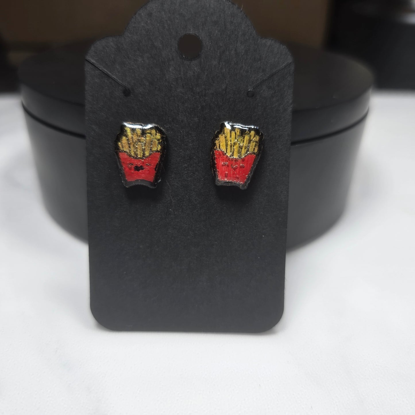 Wooden engraved stud earrings French fries
