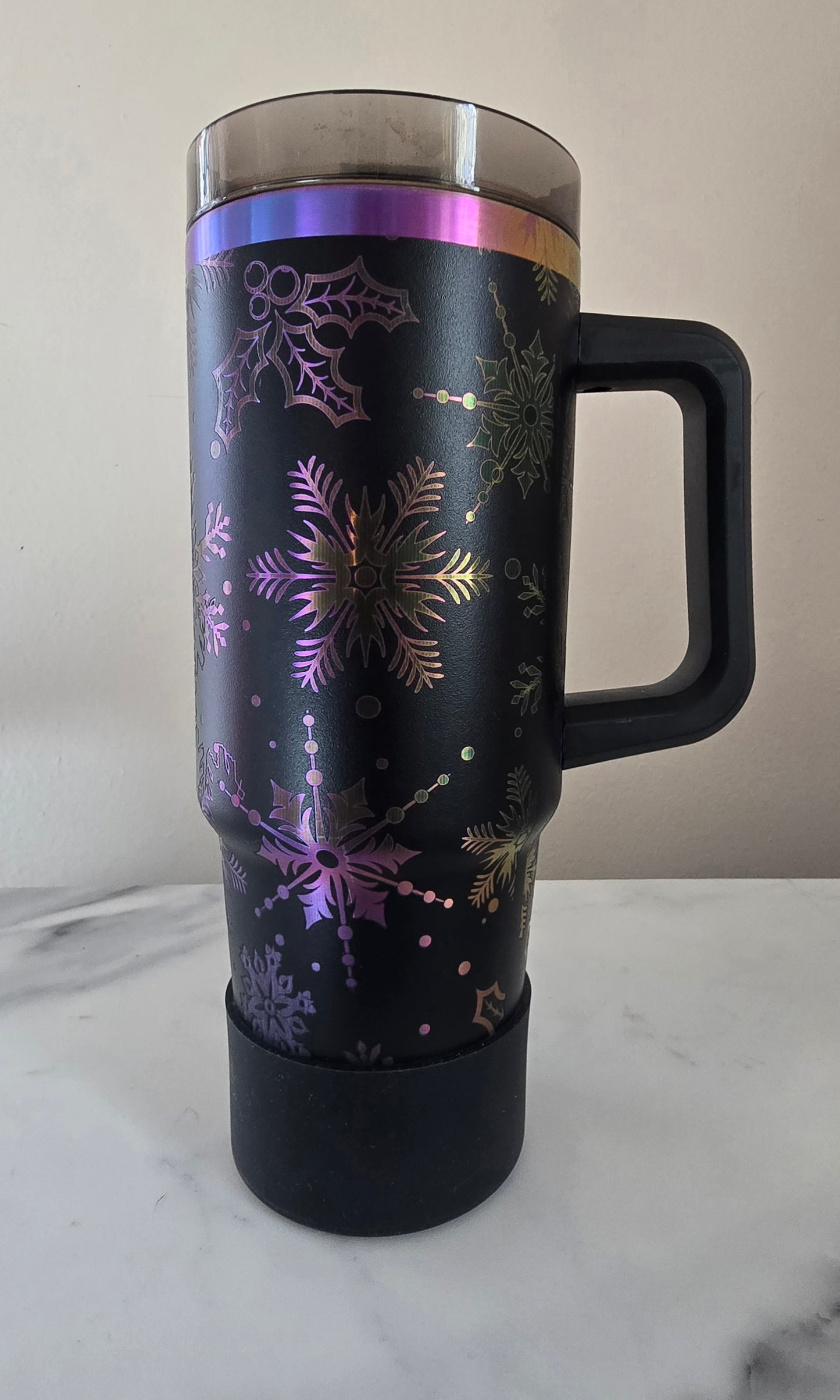 Engraved snowflakes 40 oz stainless steel Tumbler